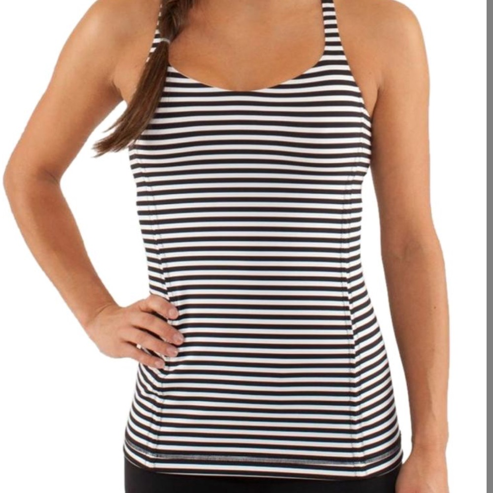 Lululemon free to be tank 6